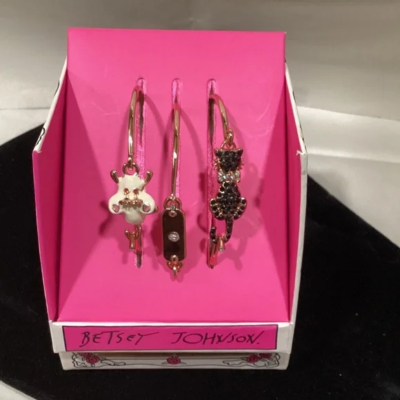 Betsey Johnson Gold and Black Cat Bracelets - Picture 1 of 1